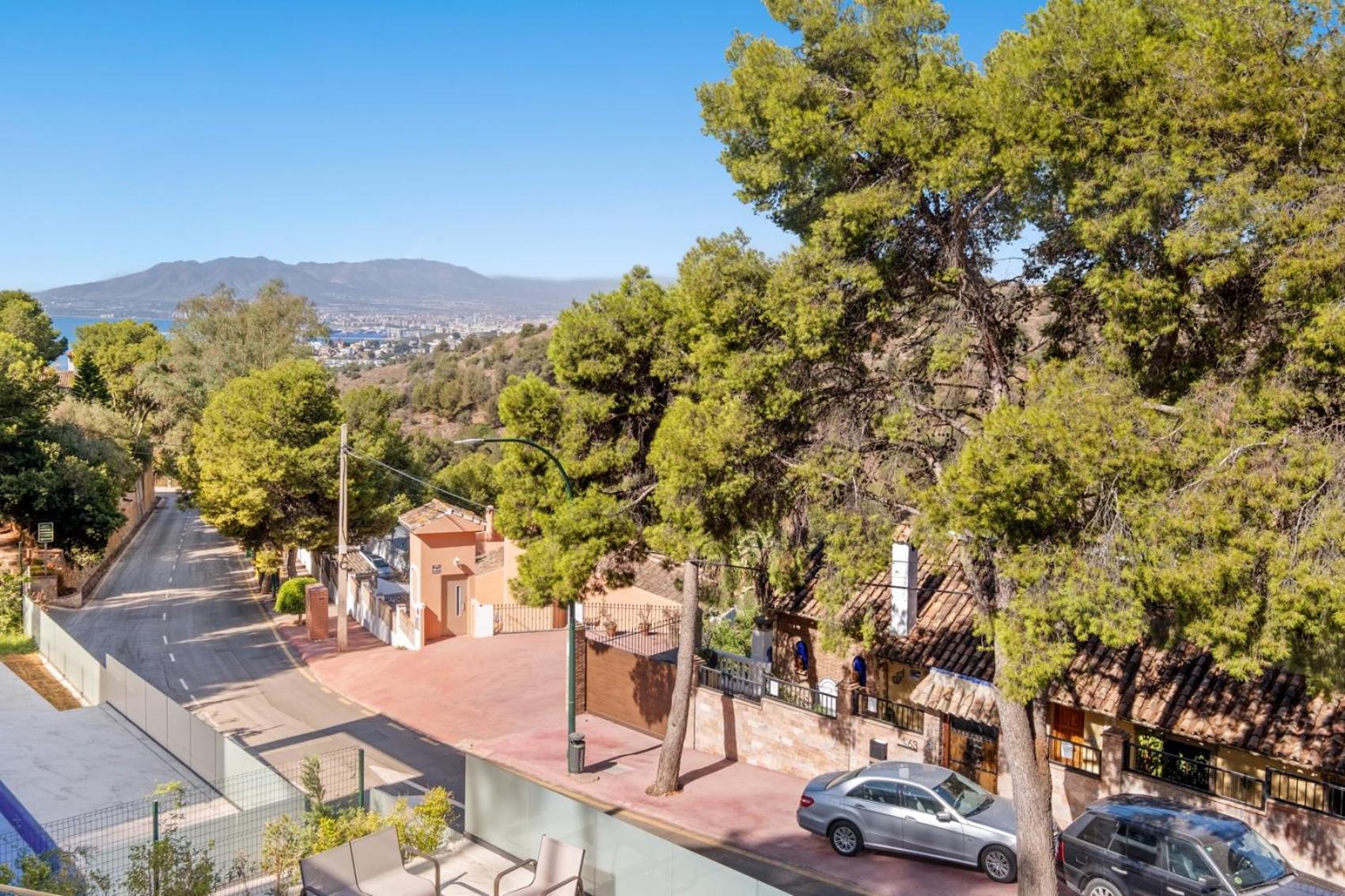 Villas Pinares De San Anton - Sea, City, Mountain, Views Malaga Ngoại thất bức ảnh